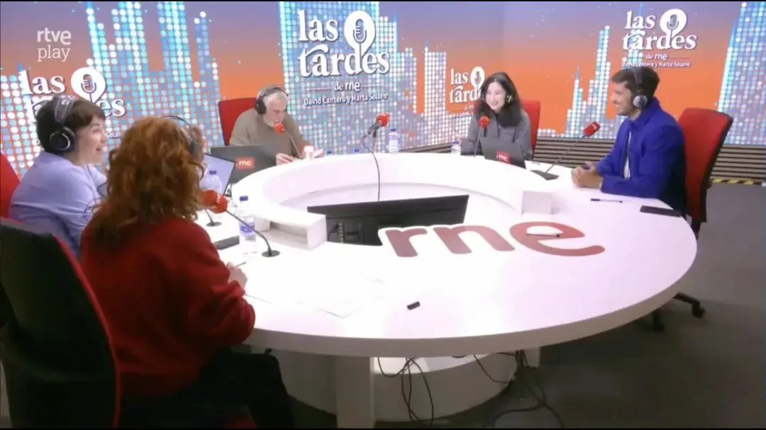 西班牙马德里孔子学院教师参与西班牙国家广播电台直播节目1 图片