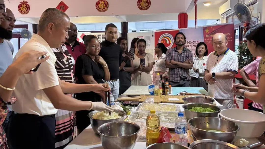 塞舌尔大学孔子学院联合举办中塞美食文化活动1 图片