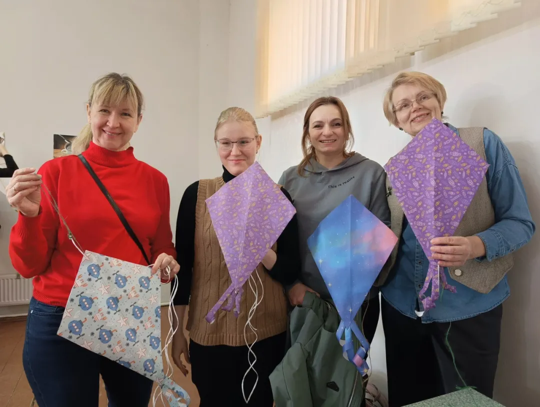 巴巴多斯西印度大学凯夫希尔分校孔子学院参加大学校园招聘会2 图片