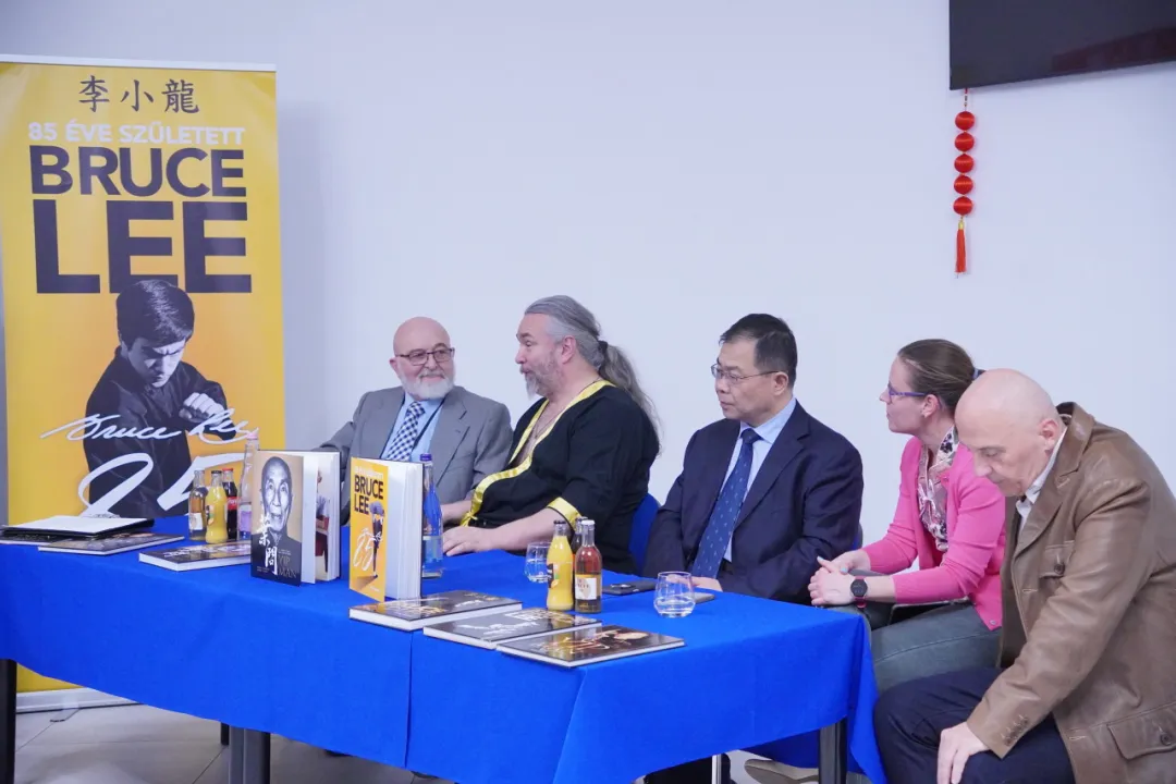 英国切特姆音乐学校音乐孔子课堂(中文音乐教室)举办“中国文化进课堂”活动1 图片