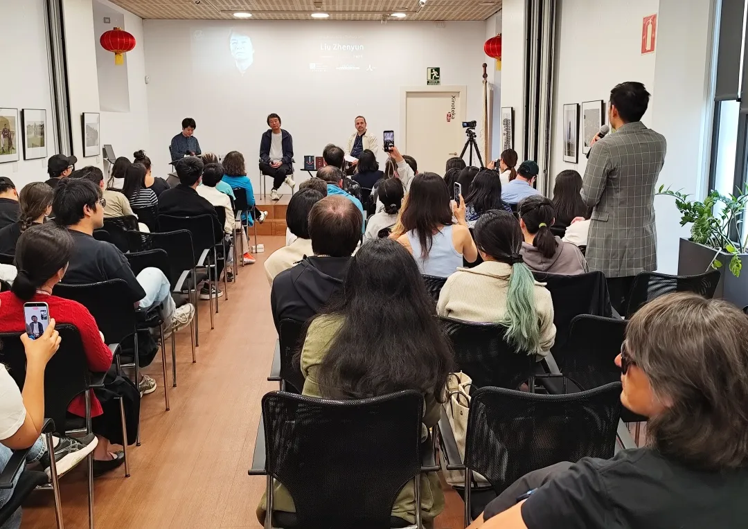 刚果(金)外交学院孔子学院联合主办“知华讲坛—中国企业进校园”活动2 图片