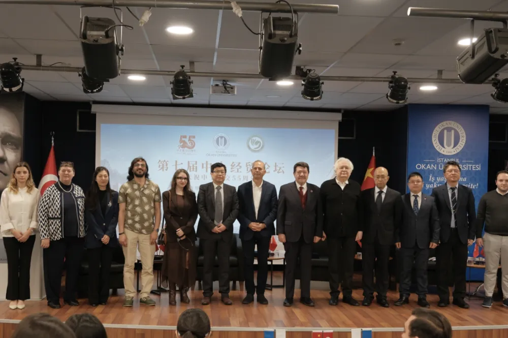 斐济南太平洋大学孔子学院联合举办“中华文明之光”数字科技展2 图片